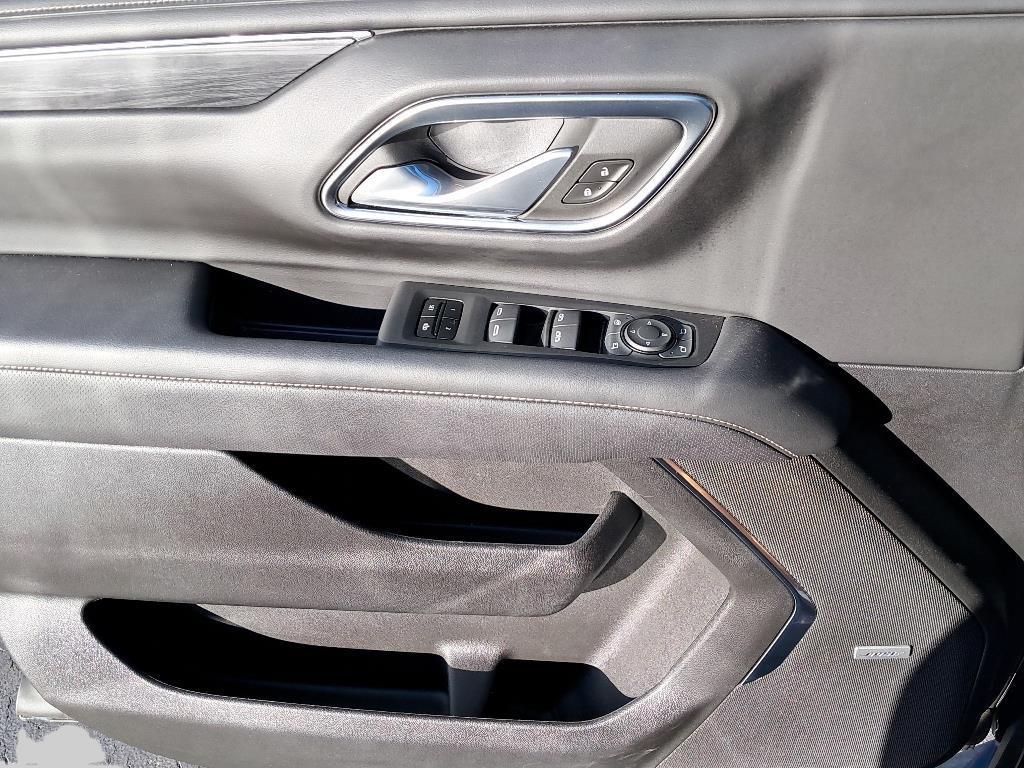 used 2024 GMC Yukon XL car, priced at $73,619