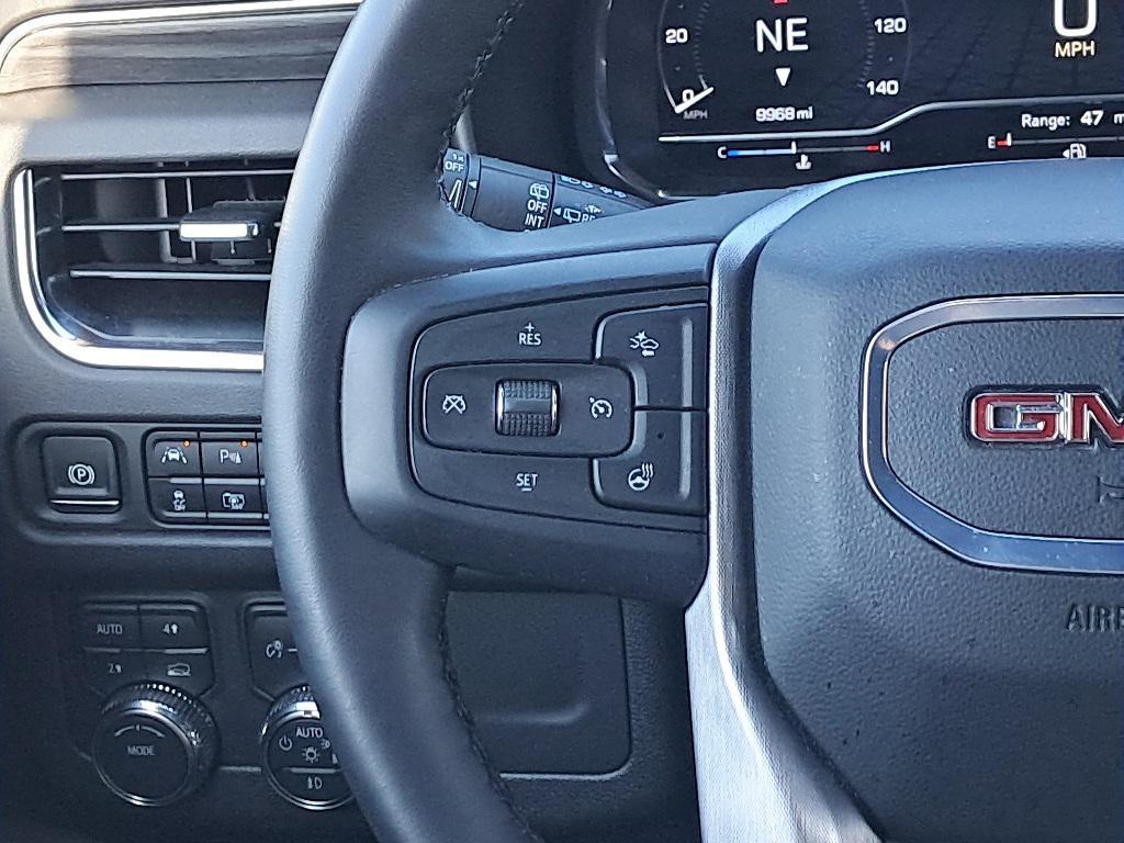 used 2024 GMC Yukon XL car, priced at $73,619