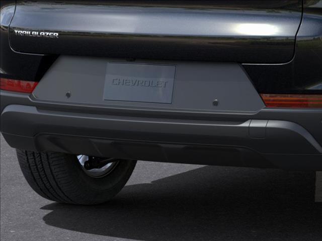new 2025 Chevrolet TrailBlazer car, priced at $24,325