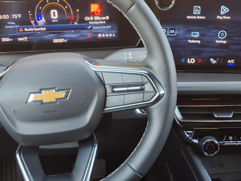 used 2025 Chevrolet Traverse car, priced at $42,644