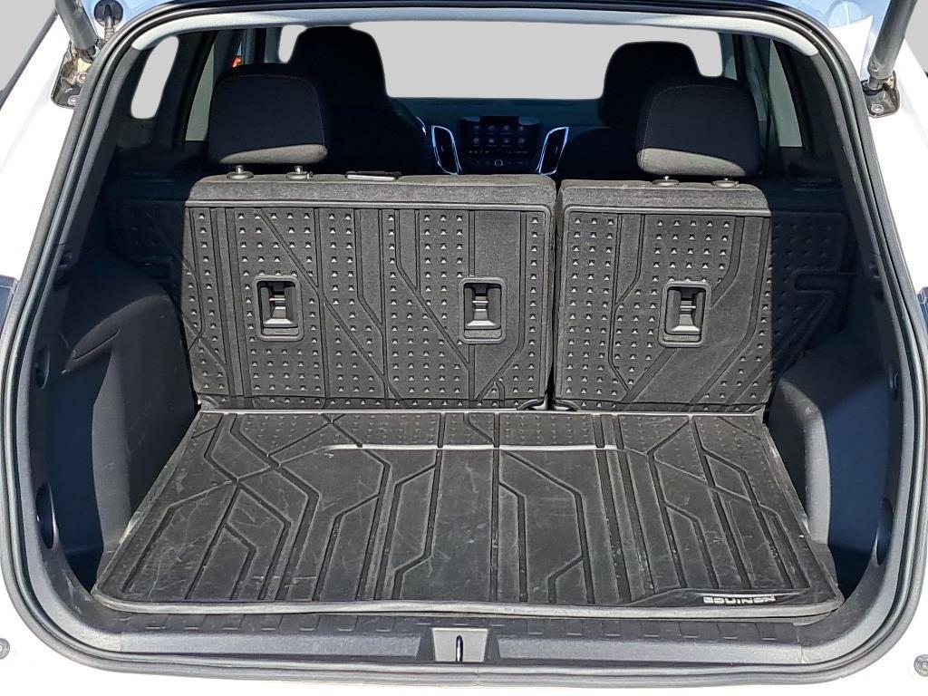 used 2023 Chevrolet Equinox car, priced at $25,988