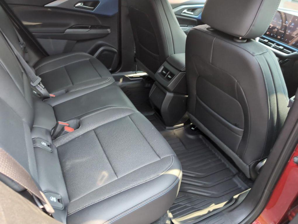 new 2025 Chevrolet Equinox EV car, priced at $50,350