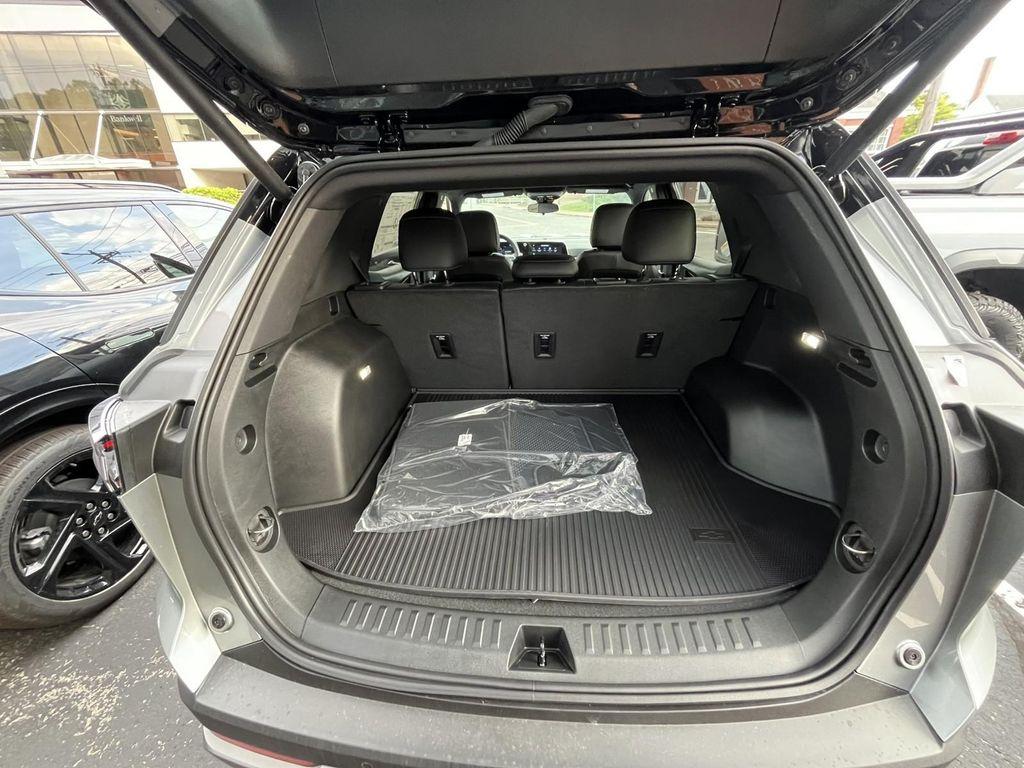 new 2026 Chevrolet Equinox car, priced at $32,865