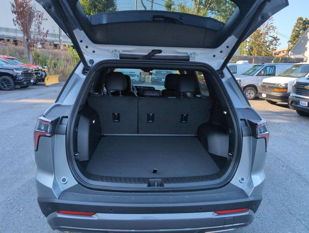 new 2026 Chevrolet Equinox car, priced at $37,345