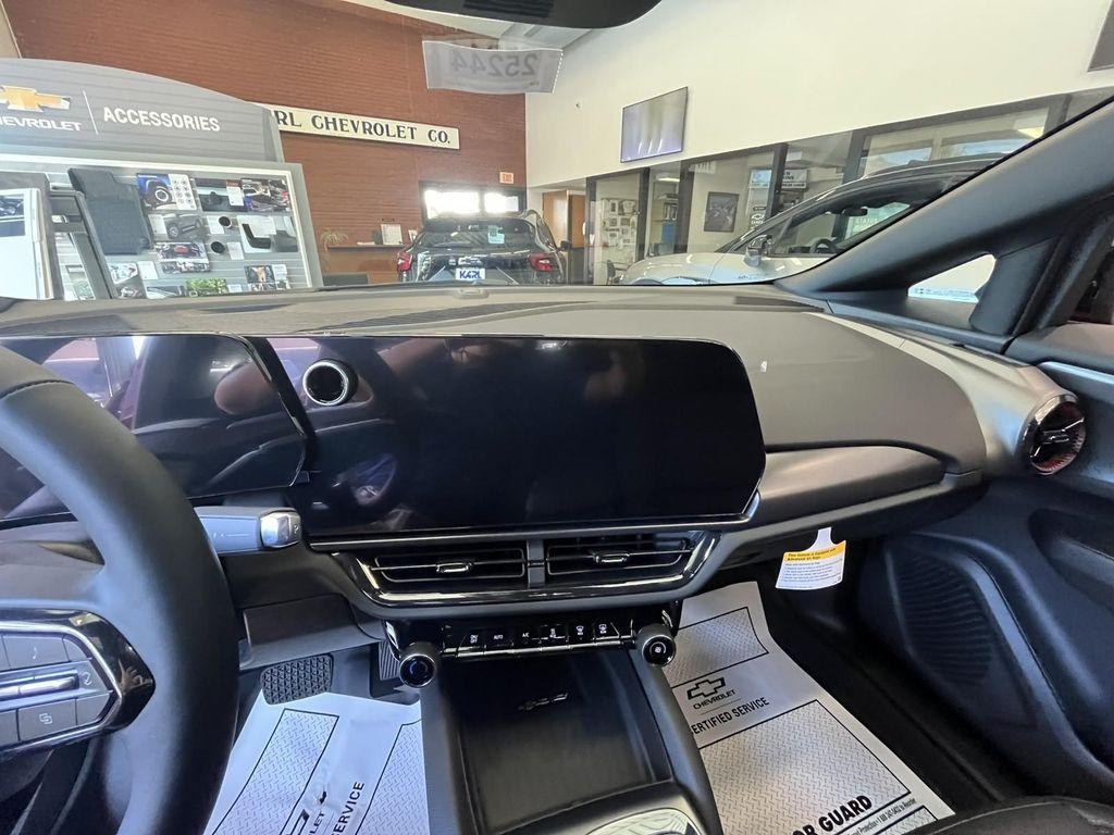 new 2025 Chevrolet Equinox EV car, priced at $49,805