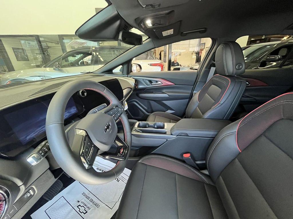 new 2025 Chevrolet Equinox EV car, priced at $49,805