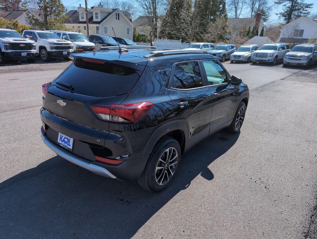 new 2025 Chevrolet TrailBlazer car, priced at $29,010
