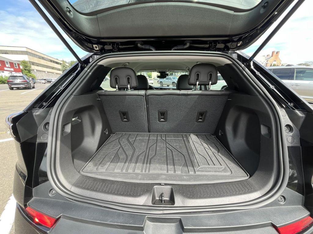 used 2023 Chevrolet Bolt EUV car, priced at $23,927