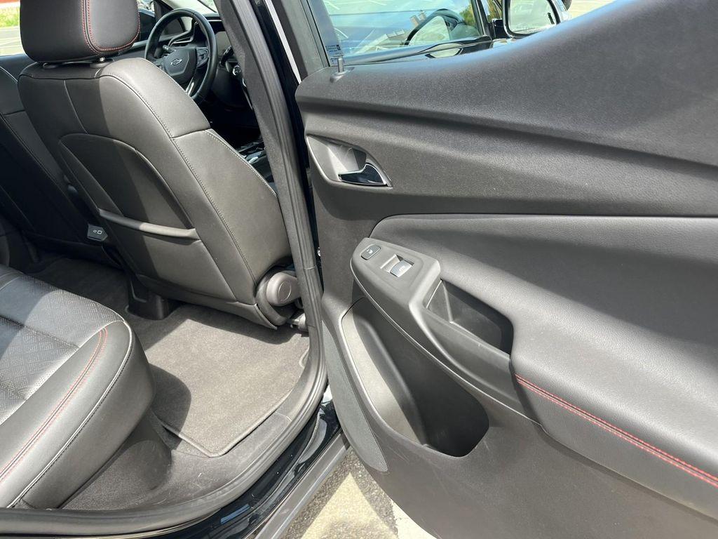 used 2023 Chevrolet Bolt EUV car, priced at $23,927