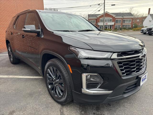 used 2022 Chevrolet Traverse car, priced at $33,427