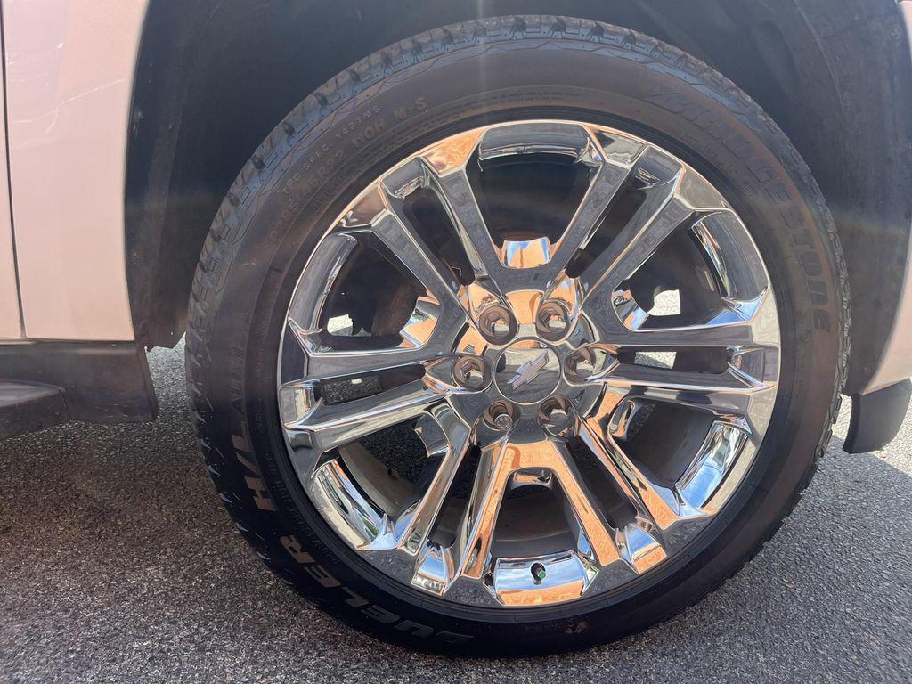 used 2012 Chevrolet Suburban car, priced at $12,927