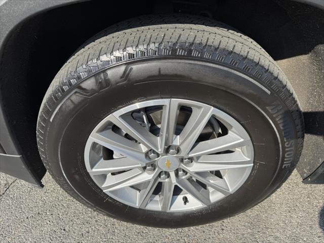 used 2022 Chevrolet Traverse car, priced at $32,127
