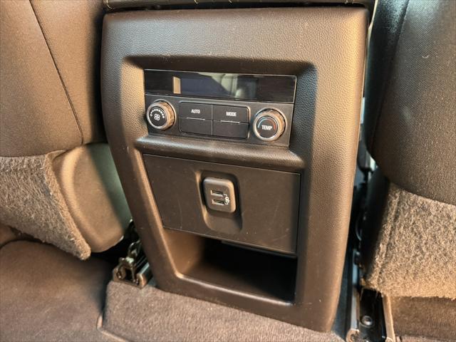 used 2022 Chevrolet Traverse car, priced at $32,127