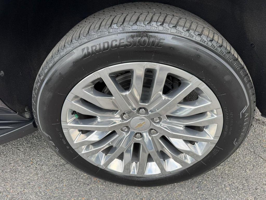 used 2023 Chevrolet Suburban car, priced at $69,927
