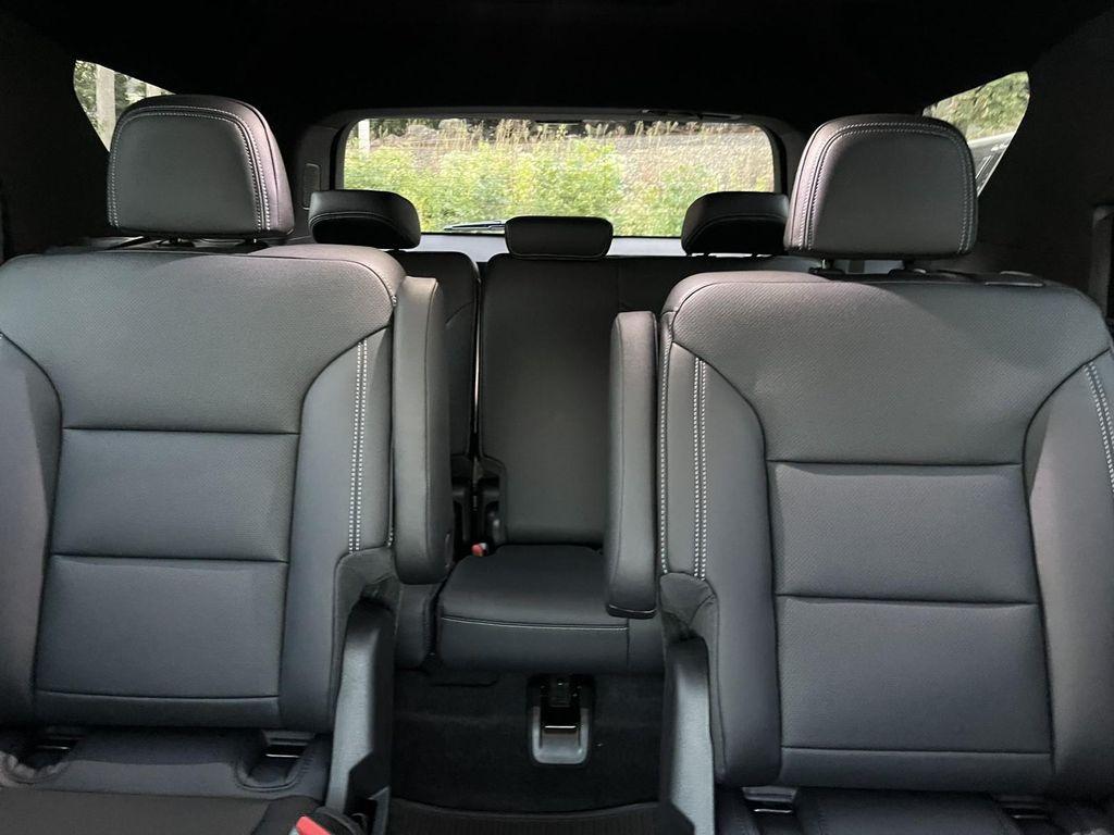 new 2026 Chevrolet Traverse car, priced at $49,845