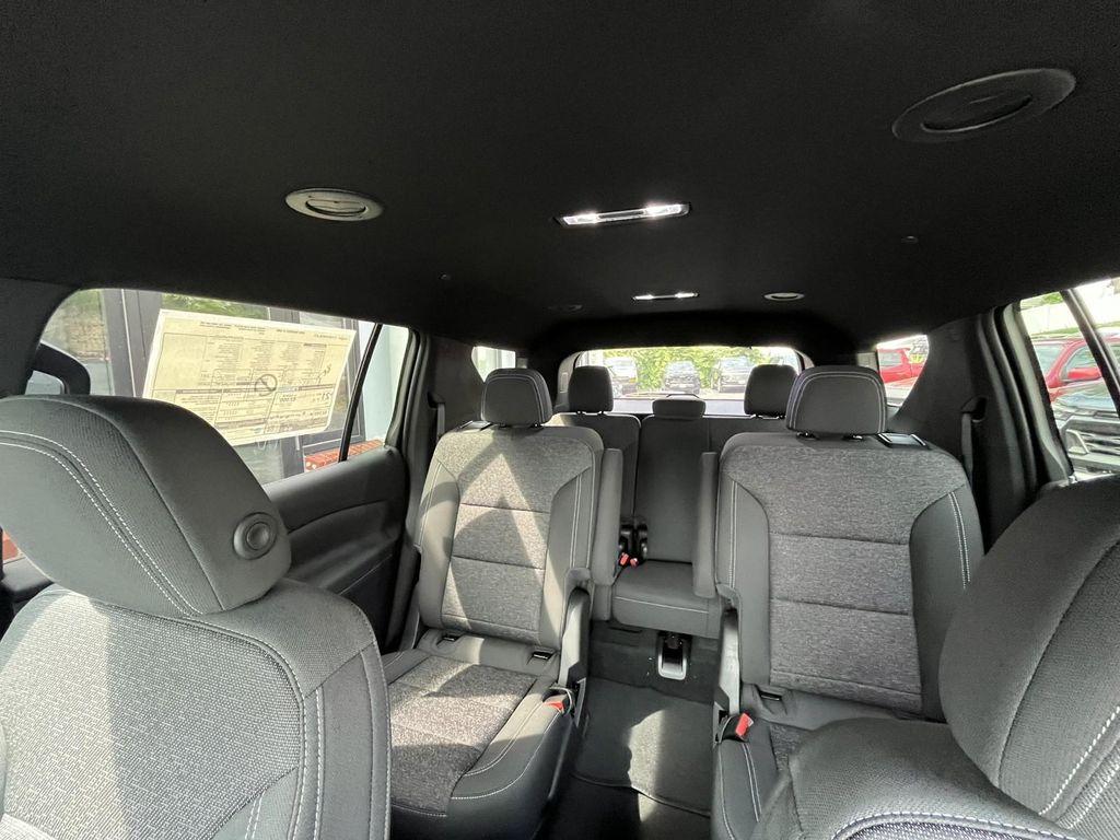 new 2025 Chevrolet Traverse car, priced at $47,080