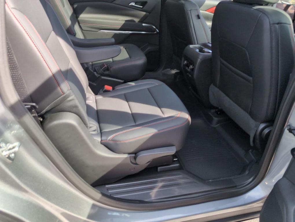 new 2026 Chevrolet Traverse car, priced at $56,934