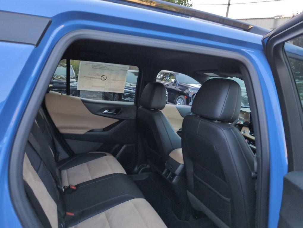 new 2026 Chevrolet Equinox car, priced at $38,290