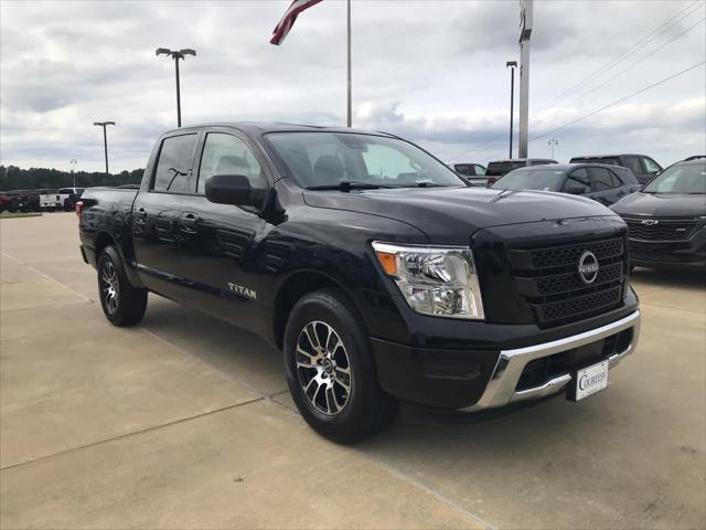 used 2023 Nissan Titan car, priced at $31,995