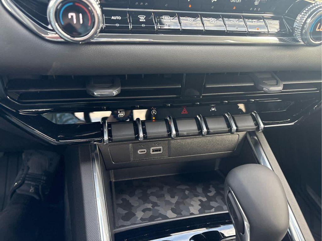 new 2025 GMC Canyon car, priced at $46,460