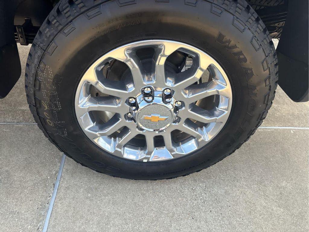 new 2025 Chevrolet Silverado 2500 car, priced at $79,690