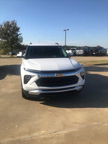 new 2025 Chevrolet TrailBlazer car, priced at $28,725