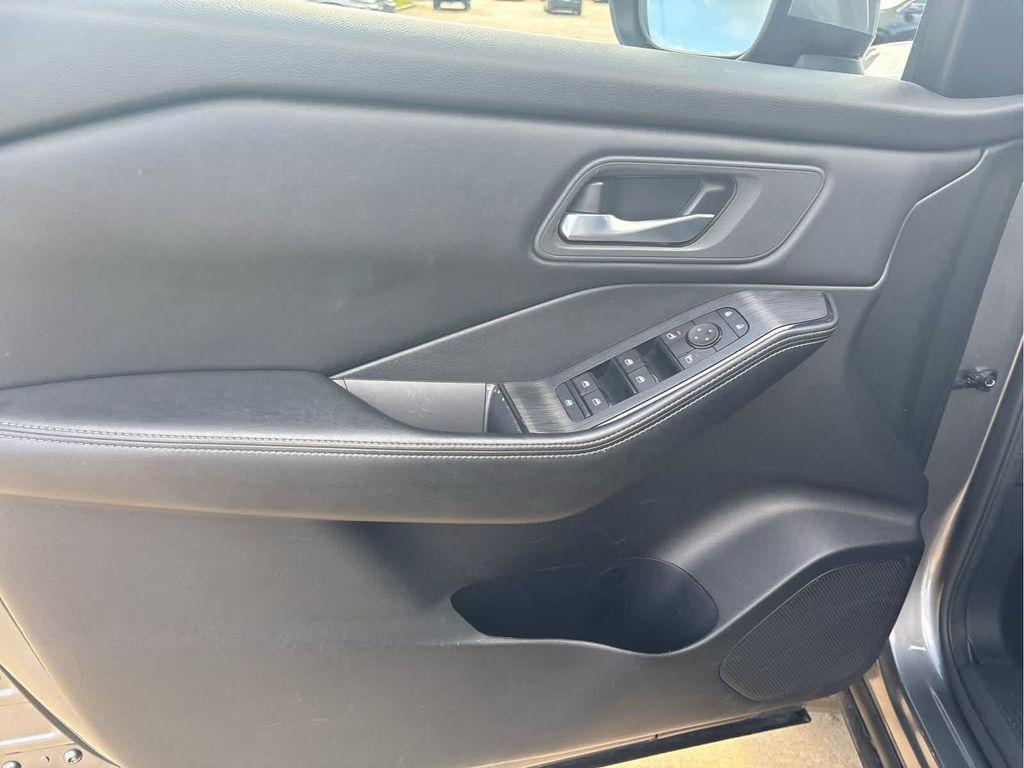 used 2024 Nissan Rogue car, priced at $23,995