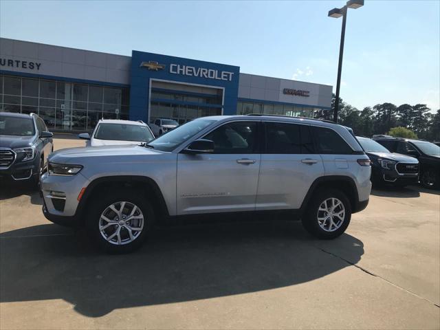 used 2022 Jeep Grand Cherokee car, priced at $28,995