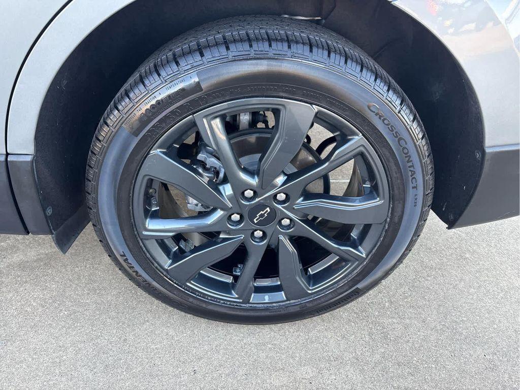 used 2024 Chevrolet Equinox car, priced at $25,995