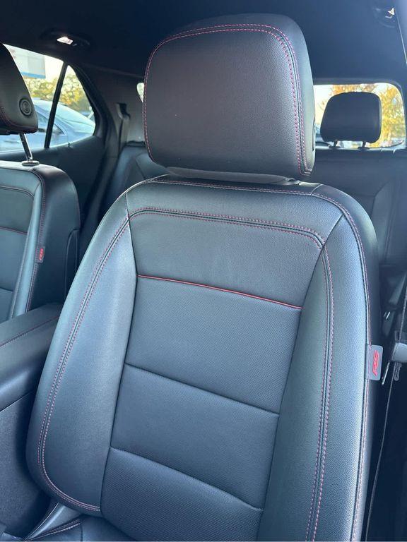 used 2024 Chevrolet Equinox car, priced at $25,995