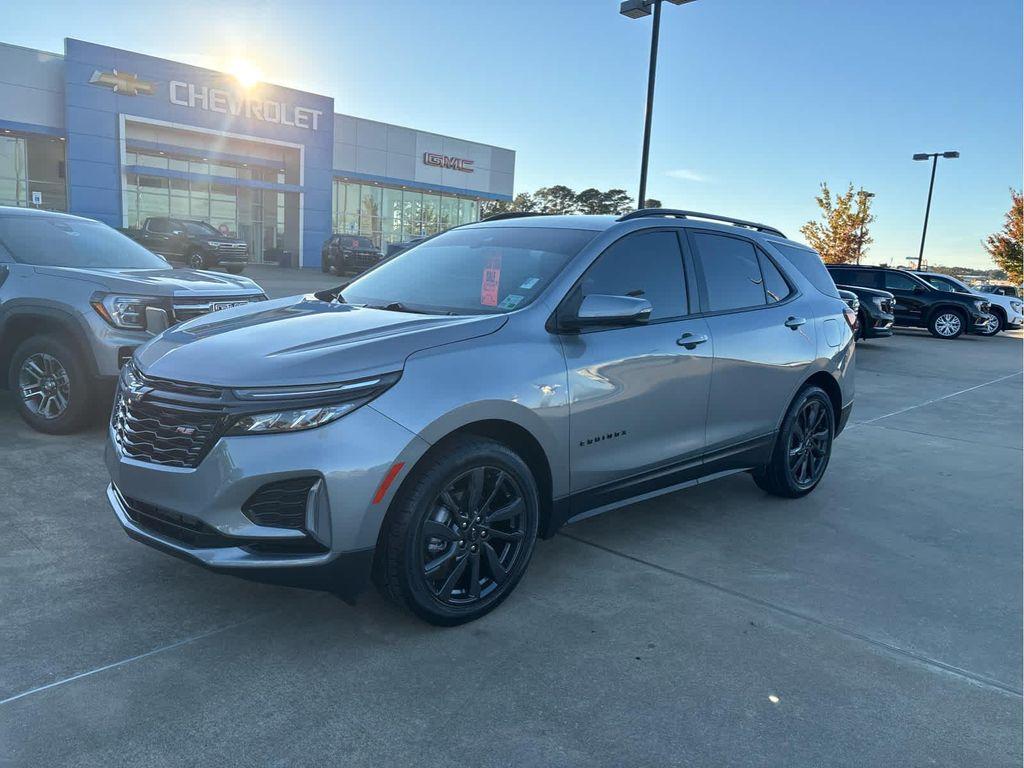 used 2024 Chevrolet Equinox car, priced at $25,995
