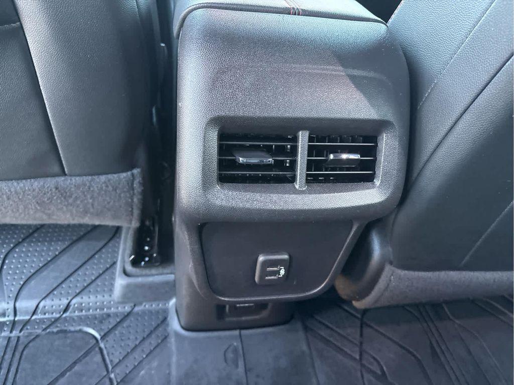 used 2024 Chevrolet Equinox car, priced at $25,995