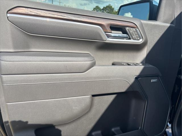 new 2025 GMC Sierra 1500 car, priced at $66,925