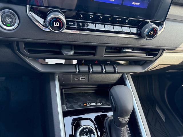 new 2025 Chevrolet Colorado car, priced at $46,230