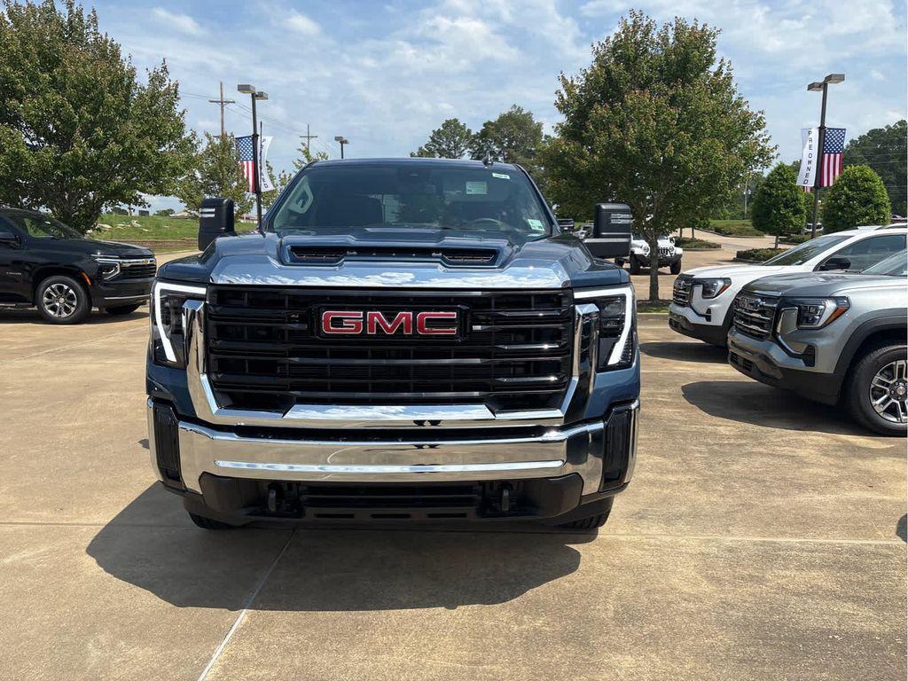 new 2025 GMC Sierra 2500 car, priced at $54,375