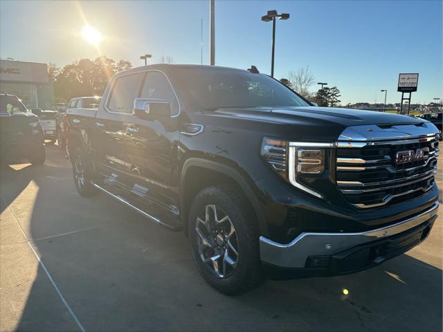 new 2025 GMC Sierra 1500 car, priced at $67,570