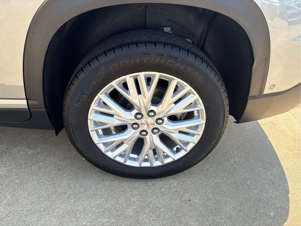 new 2026 GMC Acadia car, priced at $53,645