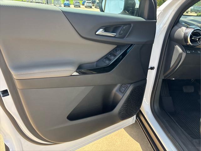 used 2025 Chevrolet Equinox car, priced at $28,995