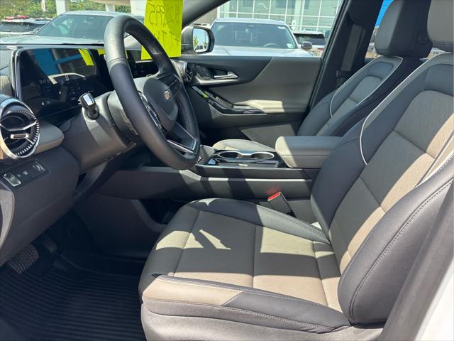 used 2025 Chevrolet Equinox car, priced at $28,995