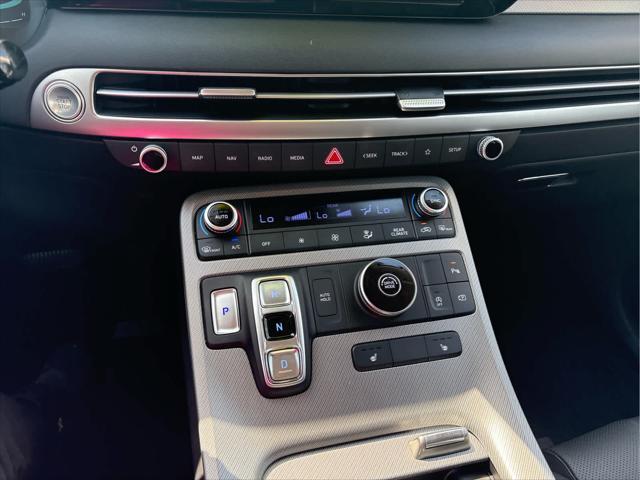 used 2025 Hyundai Palisade car, priced at $39,995