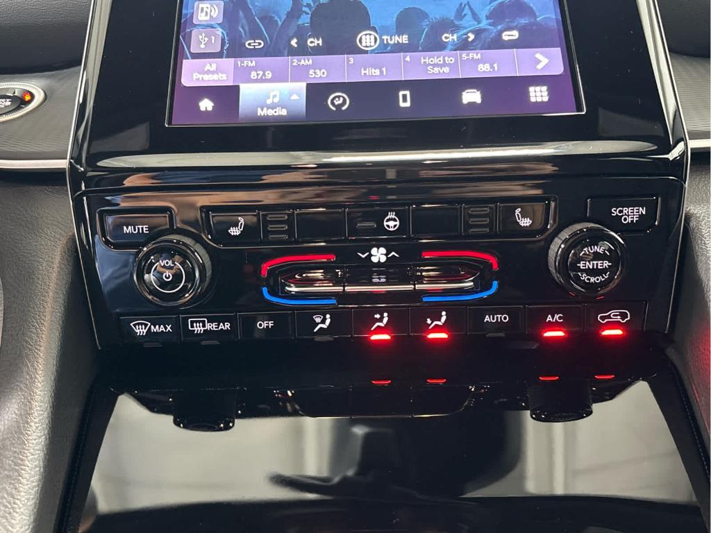 new 2025 Jeep Grand Cherokee L car, priced at $37,775