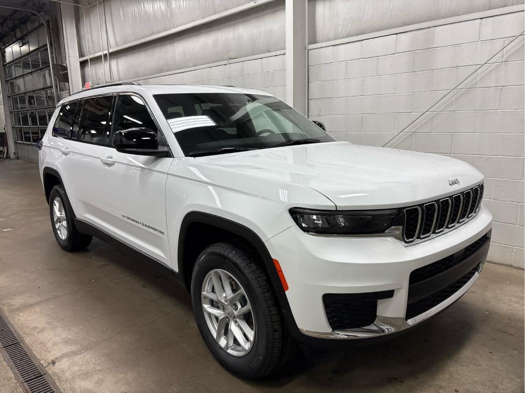 new 2025 Jeep Grand Cherokee L car, priced at $37,775
