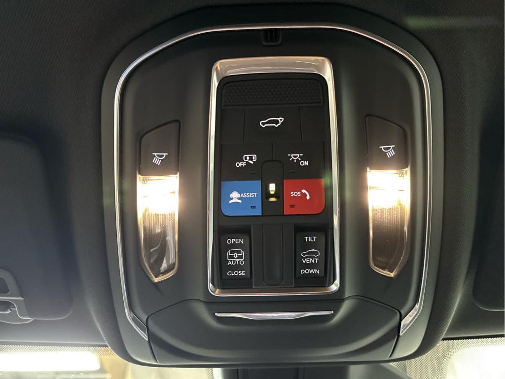 new 2025 Jeep Grand Cherokee L car, priced at $37,775