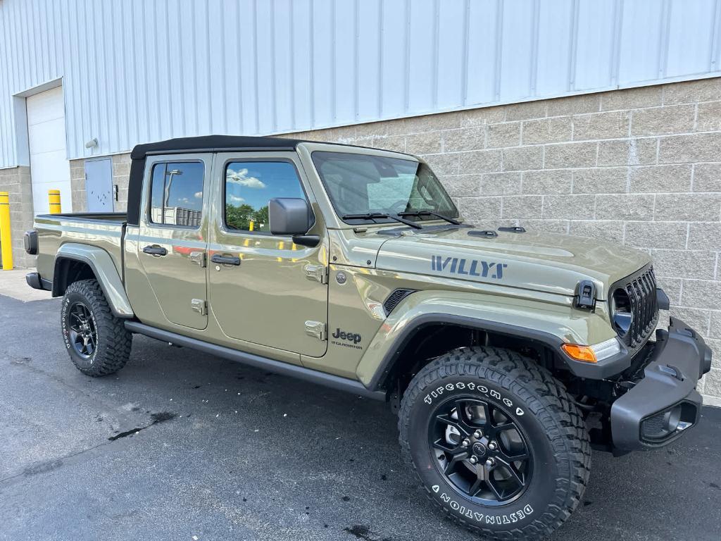 new 2025 Jeep Gladiator car, priced at $50,380