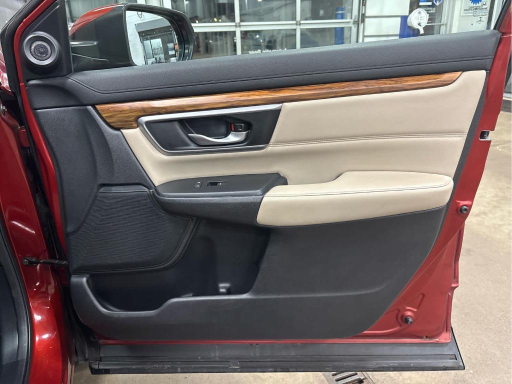 used 2017 Honda CR-V car, priced at $18,499