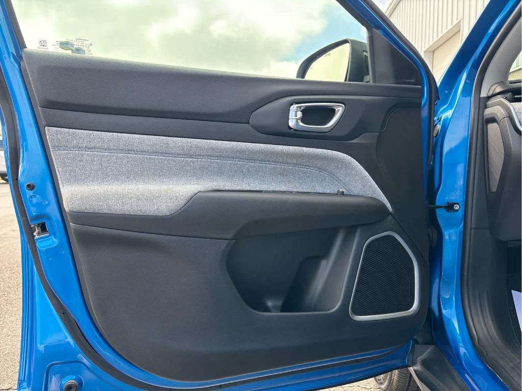 used 2022 Jeep Compass car, priced at $20,660