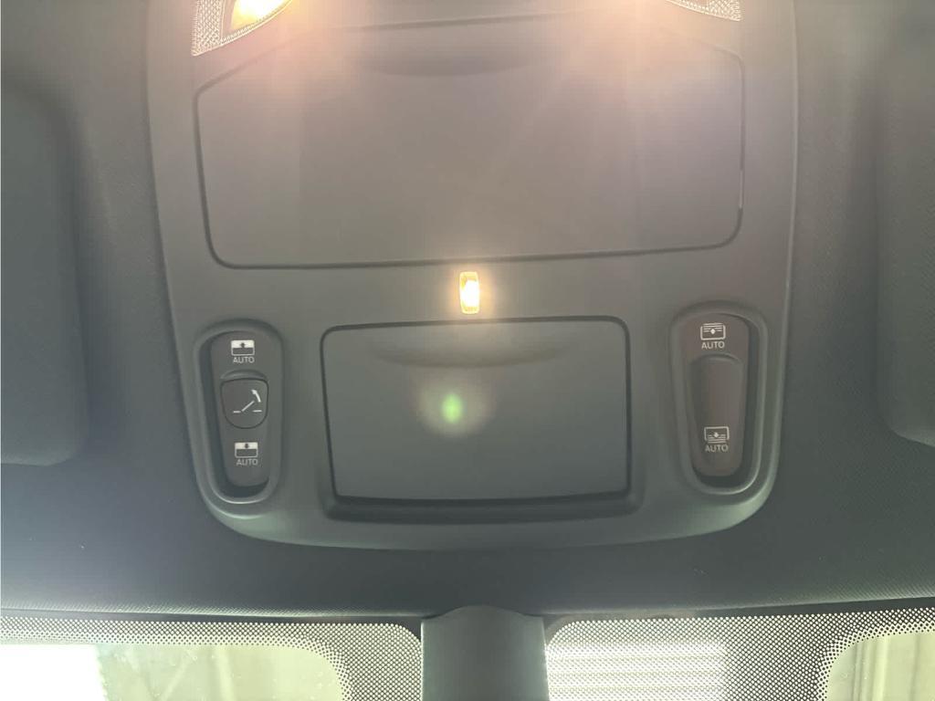 new 2026 Chrysler Pacifica car, priced at $44,103