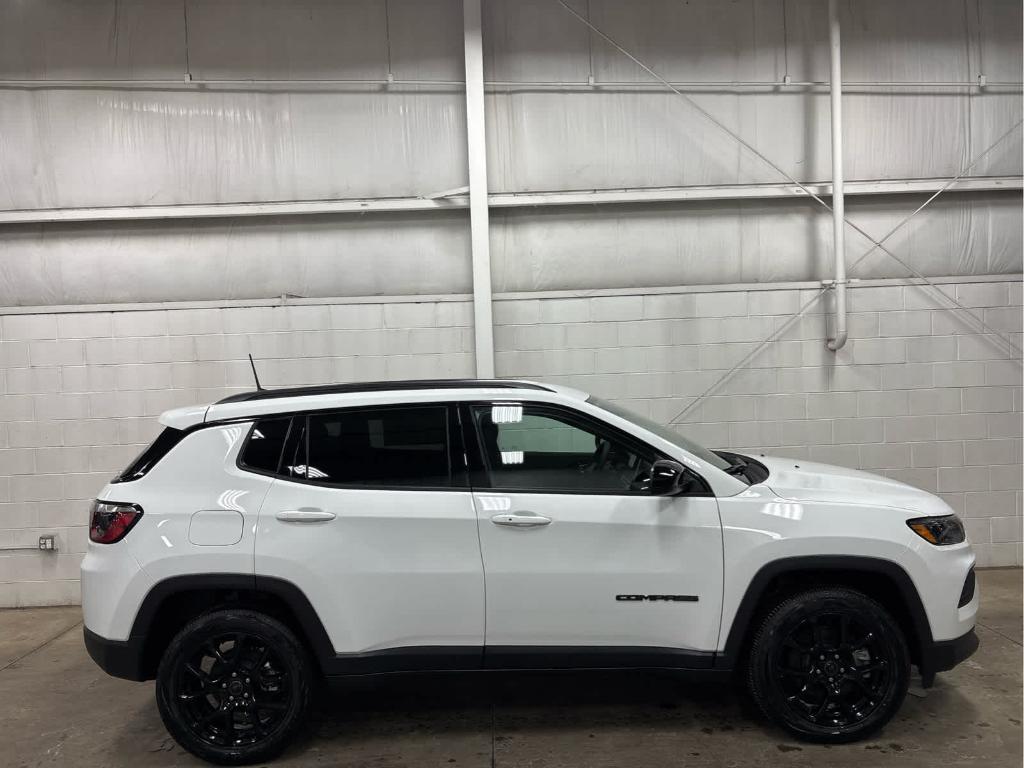 new 2025 Jeep Compass car, priced at $31,276