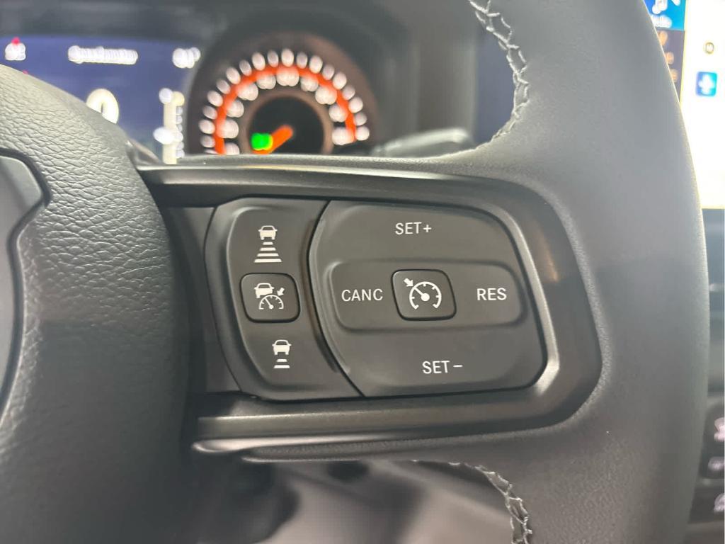 new 2025 Jeep Wrangler car, priced at $70,755
