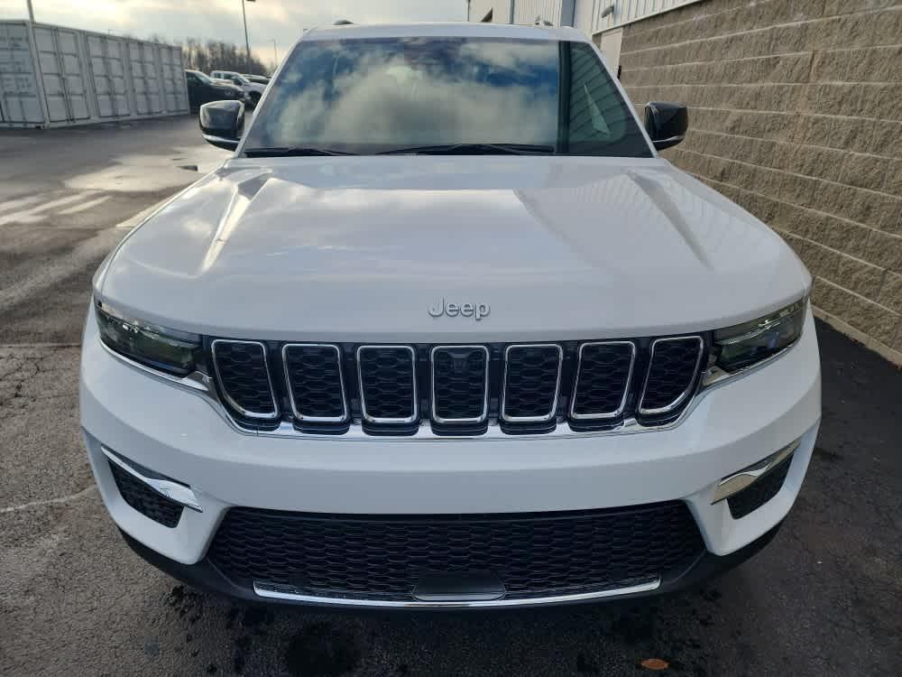 new 2025 Jeep Grand Cherokee car, priced at $50,635